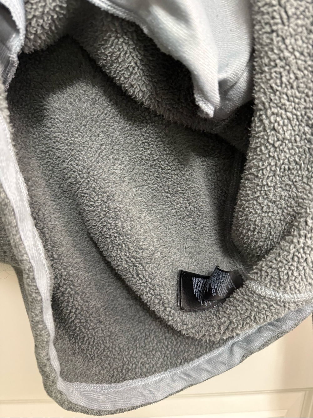 The North Face Women's Grey Crescent Hooded Pullover in size XXL - Picture 6 of 14